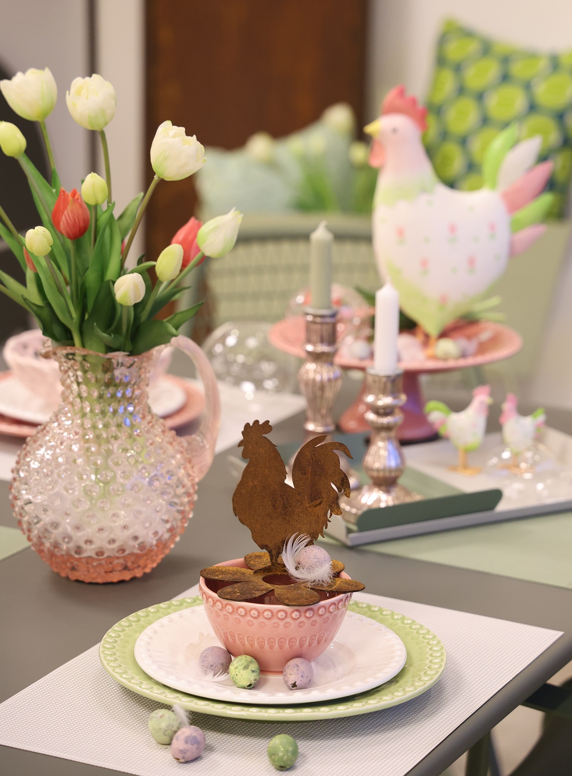 Frühlingsdekoration im Kunstschmiede-Laden