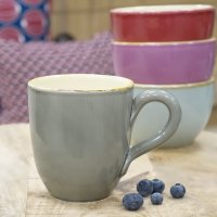 Grün und Form Keramik Becher Olivgrau Grün und Form Keramik Becher Olivgrau