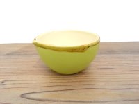 Gr&uuml;n und Form Ital. Keramik Schale mit Ausguss klein apfelgr&uuml;n