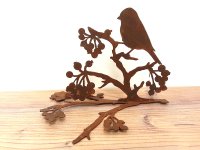 Rostiger Vogel auf Ast mit Beeren Motiv A Rostiger Vogel auf Ast mit Beeren Motiv A